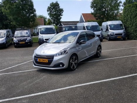 Peugeot 208 - GT-line 1.2 PT-110pk (VOL)AUTOMAAT(6T)5D Navi, Bluetooth, Clima, cr - 1