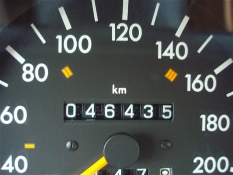 Mercedes-Benz 230 - E Automaat *46.000 org.km.*NL-AUTO*NIEUWSTAAT - 1