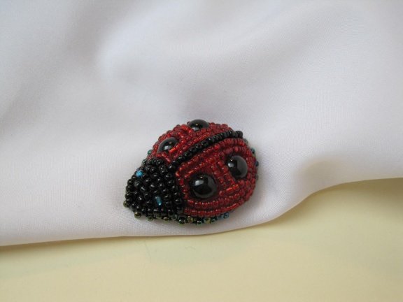 Broche lieveheersbeestje kleine glaskraaltjes 3.9x3.2 cm - Afbeelding 7