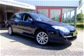 Renault Laguna Estate - 2.0 dCi Dynamique Automaat Navi/Clima/LMV - 1 - Thumbnail