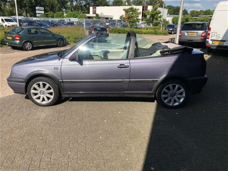 Volkswagen Golf Cabriolet - 2.0 Avantgarde - 1