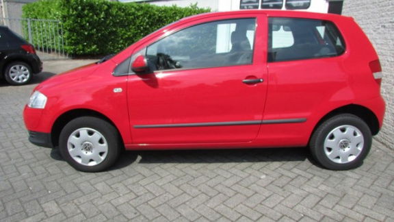 Volkswagen Fox - 1.4 Trendline - 1