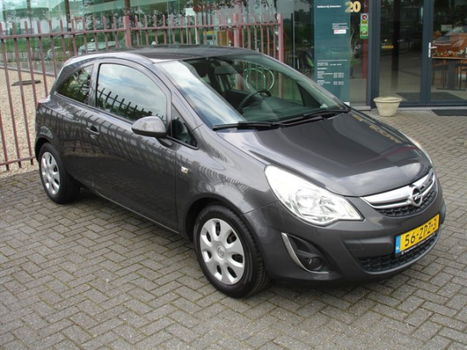 Opel Corsa - 1.2i-16V LPG 3D Airco - 1