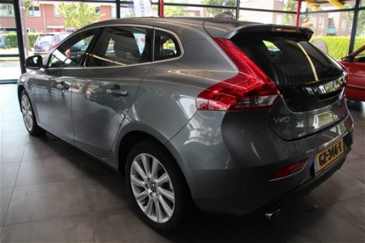 Volvo V40 - T3 SUMMUM NL AUTO - 1