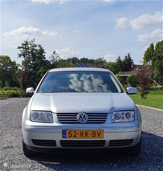 Volkswagen Bora - 1.6-16V Turijn, Airco, Cruisecontr, - 1