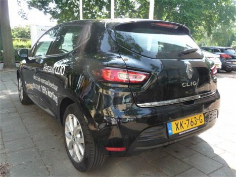 Renault Clio - 0.9 TCe Intens / Climate Control / Navigatie / Cruise Control / Lichtmetalen velgen / - 1