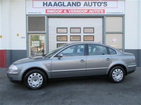 Volkswagen Passat - 2.0-20V Arctic Airco Crusctrl Elecram Trkhaak - 1