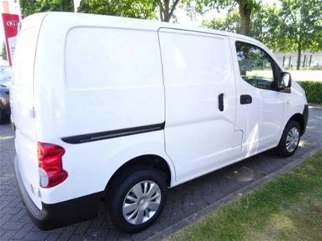 Nissan NV200 - 1.5 dCi OPTIMA Airco, Cruise, Bluetooth, Twee schuifdeuren - 1