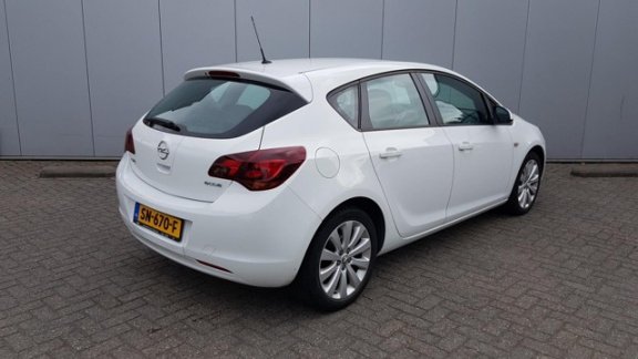 Opel Astra - 1.3 CDTi 96pk 5-drs Edition - 1