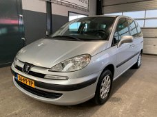 Peugeot 807 - 2.0 SR Premium 7 persoons /APK 2020