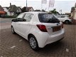 Toyota Yaris - 1.5 Hybrid Aspiration parkeercamera & parkeersensoren voor & achter - 1 - Thumbnail