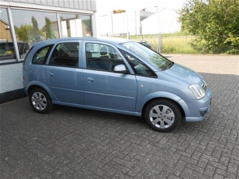 Opel Meriva - 1.6-16V Temptation - 1