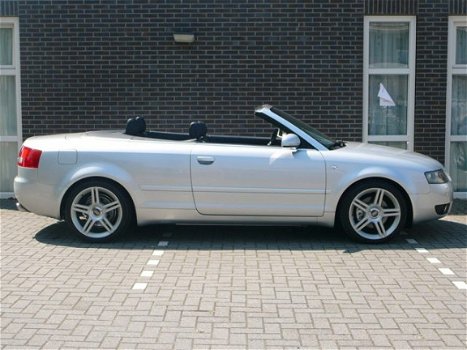 Audi A4 Cabriolet - 3.0 V6 Exclusive-cabriolet-automaat - 1