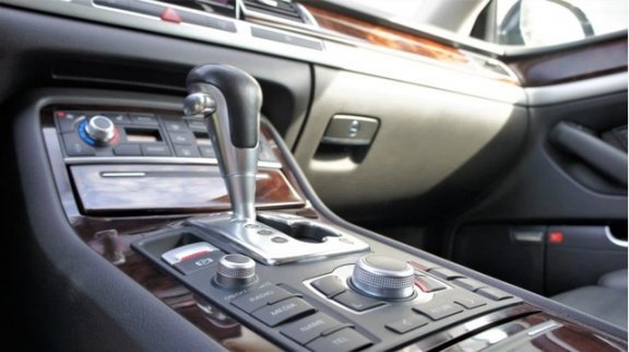 Audi A8 - 3.2 FSI Pro Line 260pk; Leder+Xenon+19