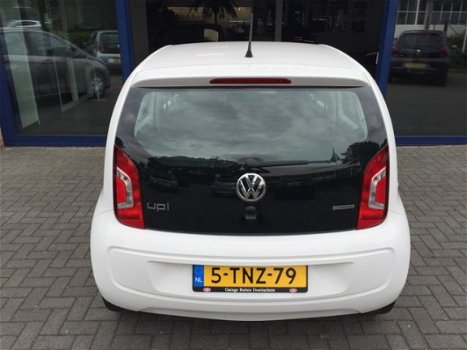 Volkswagen Up! - 1.0 60PK BMT MOVE UP Navigatie, Bluetooth - 1
