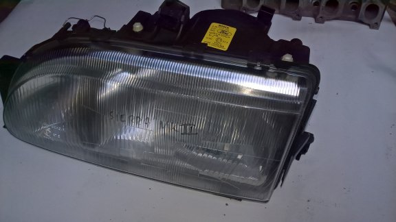 koplamp Ford Scorpio - 1