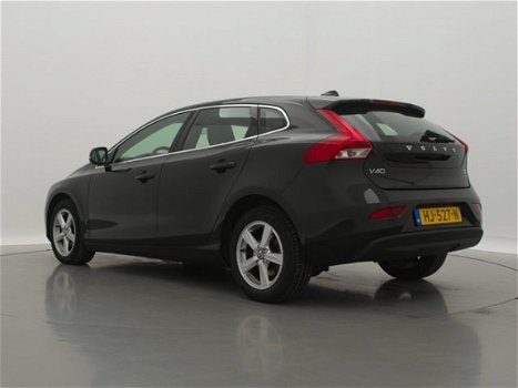 Volvo V40 - 2.0 D2 *STANDKACHEL *Summum Business NAVI / LEDER / AIRCO-ECC / CRUISE CONTR. / LED / EL - 1