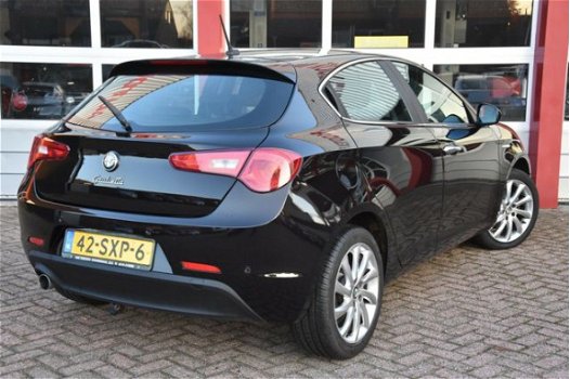 Alfa Romeo Giulietta - 1.6 JTDm Distinctive - 1