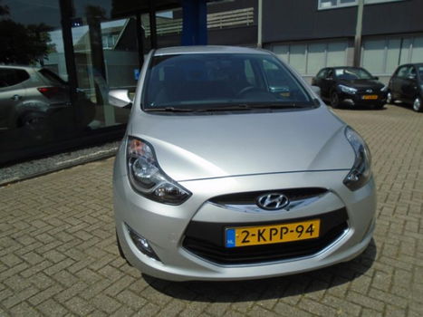 Hyundai ix20 - 1.4i i-Vision + Tom Tom navi - 1