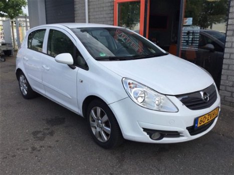 Opel Corsa - 1.3 CDTI 75PK ESSENTIA AIRCO - 1