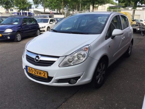 Opel Corsa - 1.3 CDTI 75PK ESSENTIA AIRCO - 1