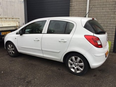 Opel Corsa - 1.3 CDTI 75PK ESSENTIA AIRCO - 1