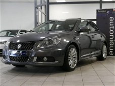 Suzuki Kizashi - 2.4 Sport 4x4 Automaat *70dkm* UNIEKE AUTO VOL Leder/Schuifdak/Xenon/18Inch Dealera