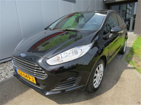 Ford Fiesta - 1.0 Style Navi Airco Bluetooth Elek Ramen - 1