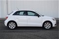 Audi A1 Sportback - 1.0 TFSI Auto in bijzondere nieuwstaat en lage kilometerstand voorzien van vele - 1 - Thumbnail