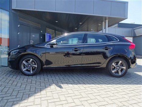 Volvo V40 - D2 R-Design Business Sport Navi Xenon - 1