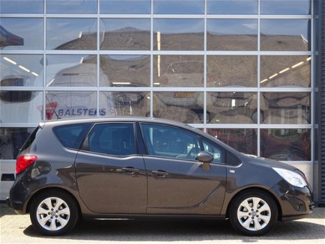 Opel Meriva - 1.4 120pk Cosmo - 1