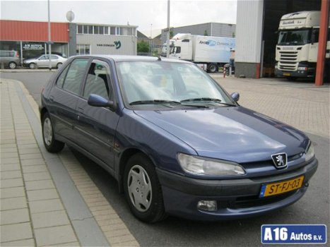 Peugeot 306 - 306; 1.8 AUT. 5DRS - 1