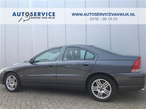 Volvo S60 - 2.4 Edition II - 1