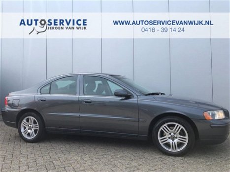 Volvo S60 - 2.4 Edition II - 1