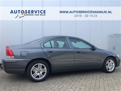 Volvo S60 - 2.4 Edition II - 1