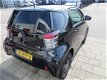 Toyota iQ - 1.0 VVTi Comfort airco navigatie lmv private glass - 1 - Thumbnail