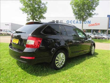 Skoda Octavia Combi - 1.2 TSI Ambition 137000km *NL-AUTO* NAVI CRUISE DEALER ONDERHOUDEN *BOVAG - 1