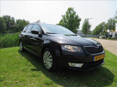 Skoda Octavia Combi - 1.2 TSI Ambition 137000km *NL-AUTO* NAVI CRUISE DEALER ONDERHOUDEN *BOVAG - 1