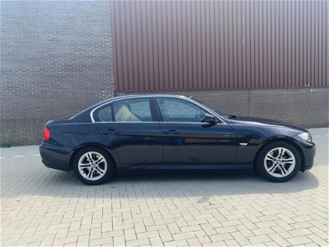 BMW 3-serie - 325i Business Line Style Automaat Leer Navi - 1