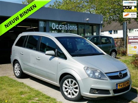 Opel Zafira - 2.2 Executive Aut/Airco/Cruise/El.ramen/NAP/APK - 1