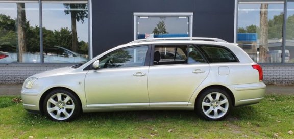 Toyota Avensis Wagon - 2.0 VVTi Linea Luna AIRCO OPEN DAK CRUISE APK 06-2020 TREKHAAK REGENSENSOR - 1