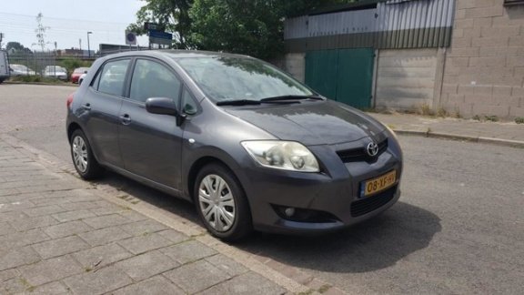 Toyota Auris - 1.4 D-4D Sol - 1