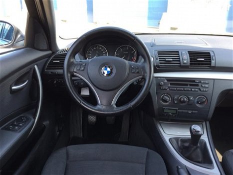 BMW 1-serie - 118d Corporate Executive 5-DEURS, 6-BAK, AIRCO, CRUISE CONTROL, 4X ELEK-RAMEN, CENT-VE - 1