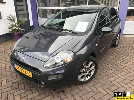 Fiat Punto - 1.3 M-Jet Easy * NAVIGATIE * LEDER * AIRCO - 1