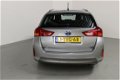 Toyota Auris Touring Sports - 1.8 Hybrid | LEER | LMV | DEALER O.H | CLIMA | - 1 - Thumbnail