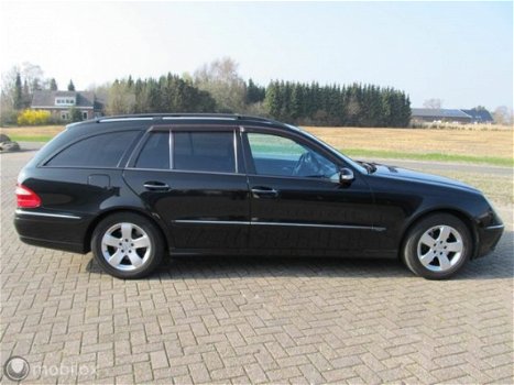 Mercedes-Benz E-klasse Combi - 320 Elegance 4-Matic - 1