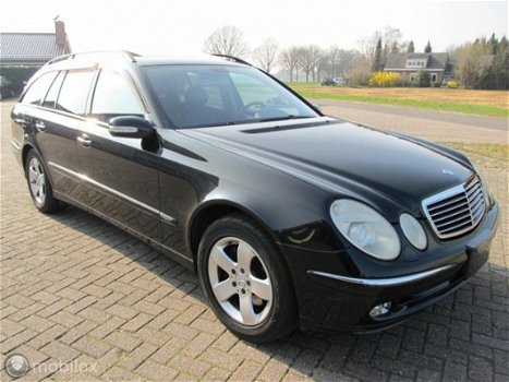 Mercedes-Benz E-klasse Combi - 320 Elegance 4-Matic - 1