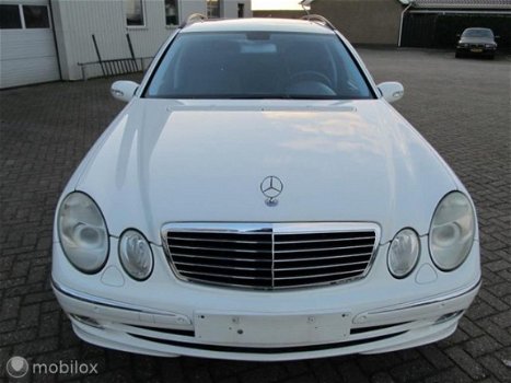 Mercedes-Benz E-klasse Combi - - 320 YOUNTIMER 7 zitter. 83246 KM - 1