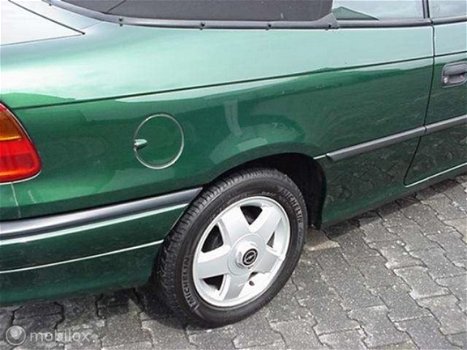 Opel Astra Cabriolet - - 2.0 l. 8V LUXE , YOUNGTIMER 14200 km - 1
