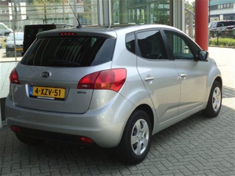 Kia Venga - 1.4 16v VIBE PANODAK NAVI - 1